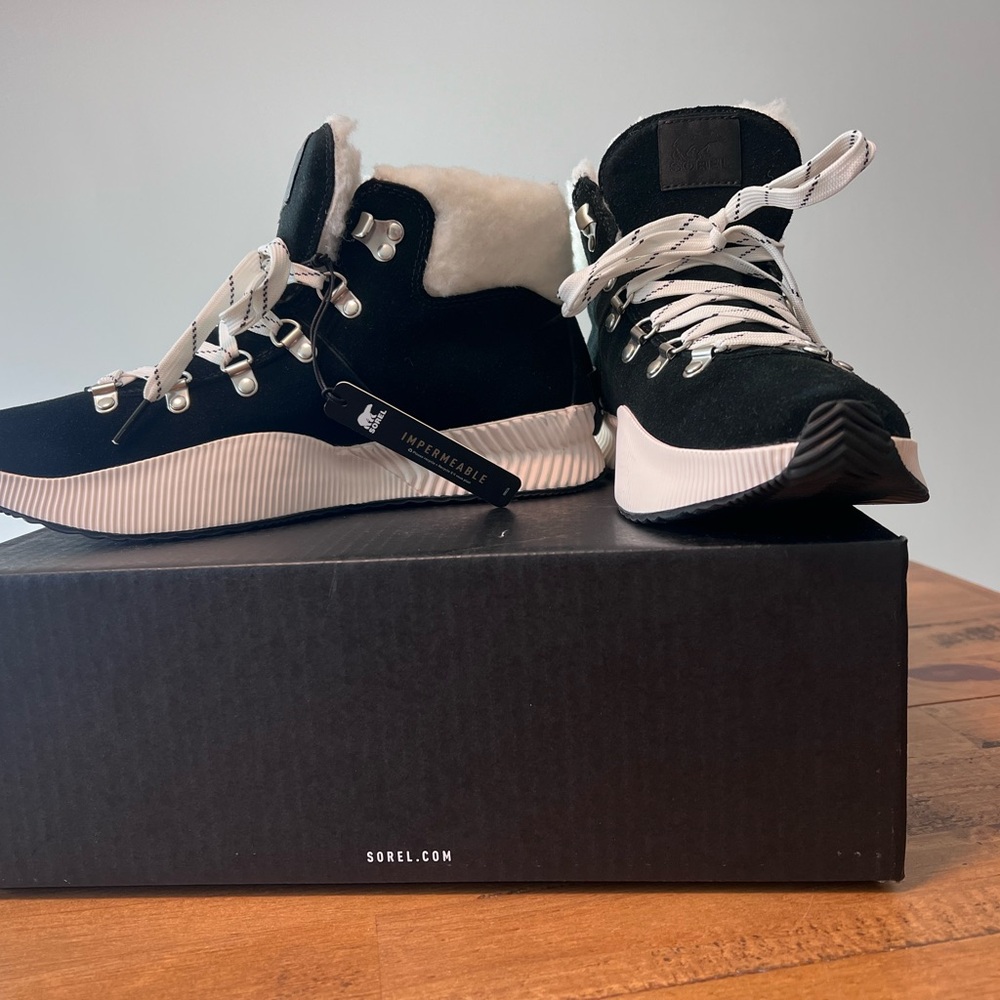 Sorel Black Sneakers